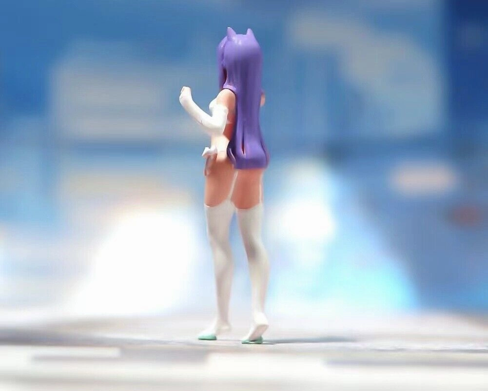 1:64 Painted Figure Model Miniature Resin Diorama Sand Sexy Girl Cartoon Cute
