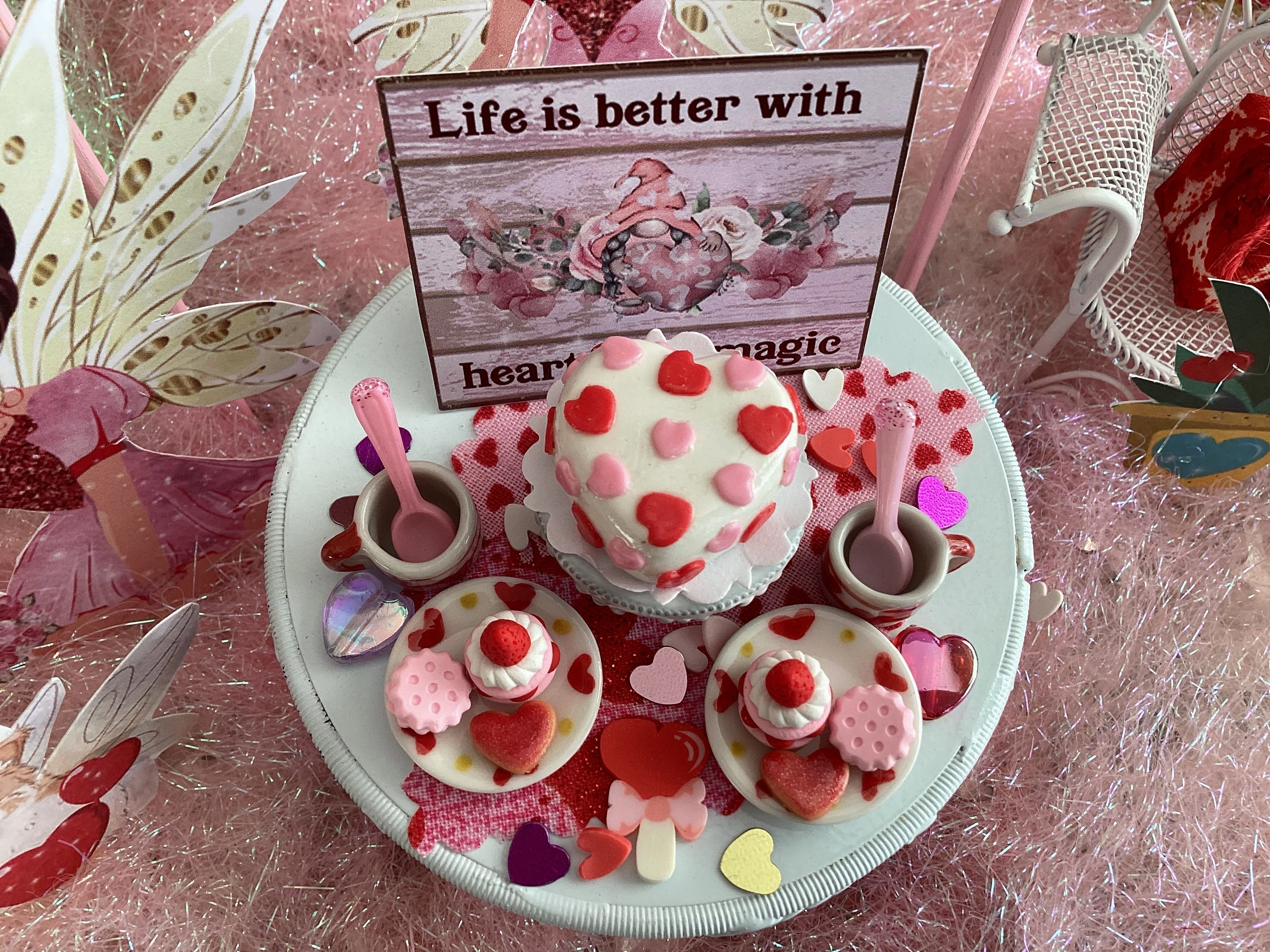 💗Day 8~Love is in the Air (and in the Garden): Valentine Miniatures You Will Love