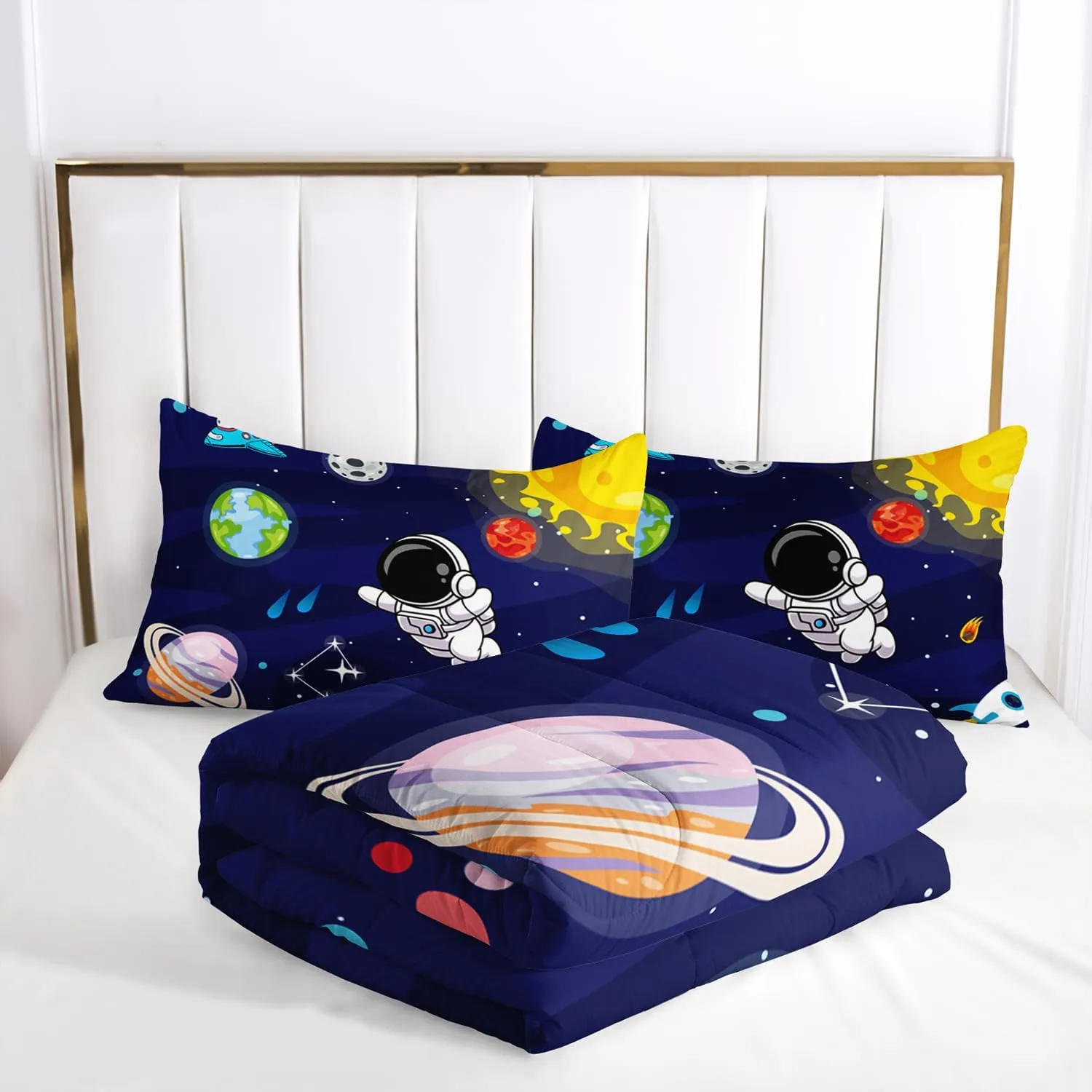 AILONEN Cartoon Astronaut Comforter Set Queen Size, Cute Astronaut with Rockets Bedding Set for Kids Boys,Outer Space Explorer Theme Bed in a Bag Duvet Set,1 Quilt Sheet 2 Pillowcases,3 PCS