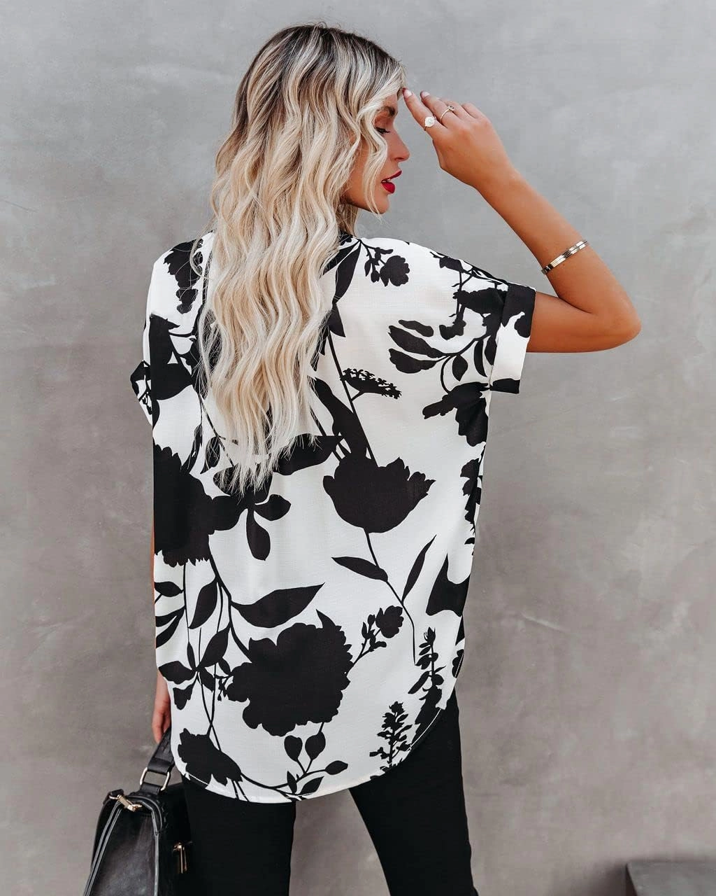 ANCAPELION Women’s Summer Chiffon Blouse Casual Short Sleeve V Neck Shirt Loose Printed Cuffed Sleeve Tunic Tops for Women