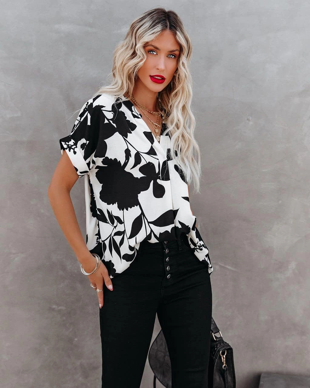 ANCAPELION Women’s Summer Chiffon Blouse Casual Short Sleeve V Neck Shirt Loose Printed Cuffed Sleeve Tunic Tops for Women