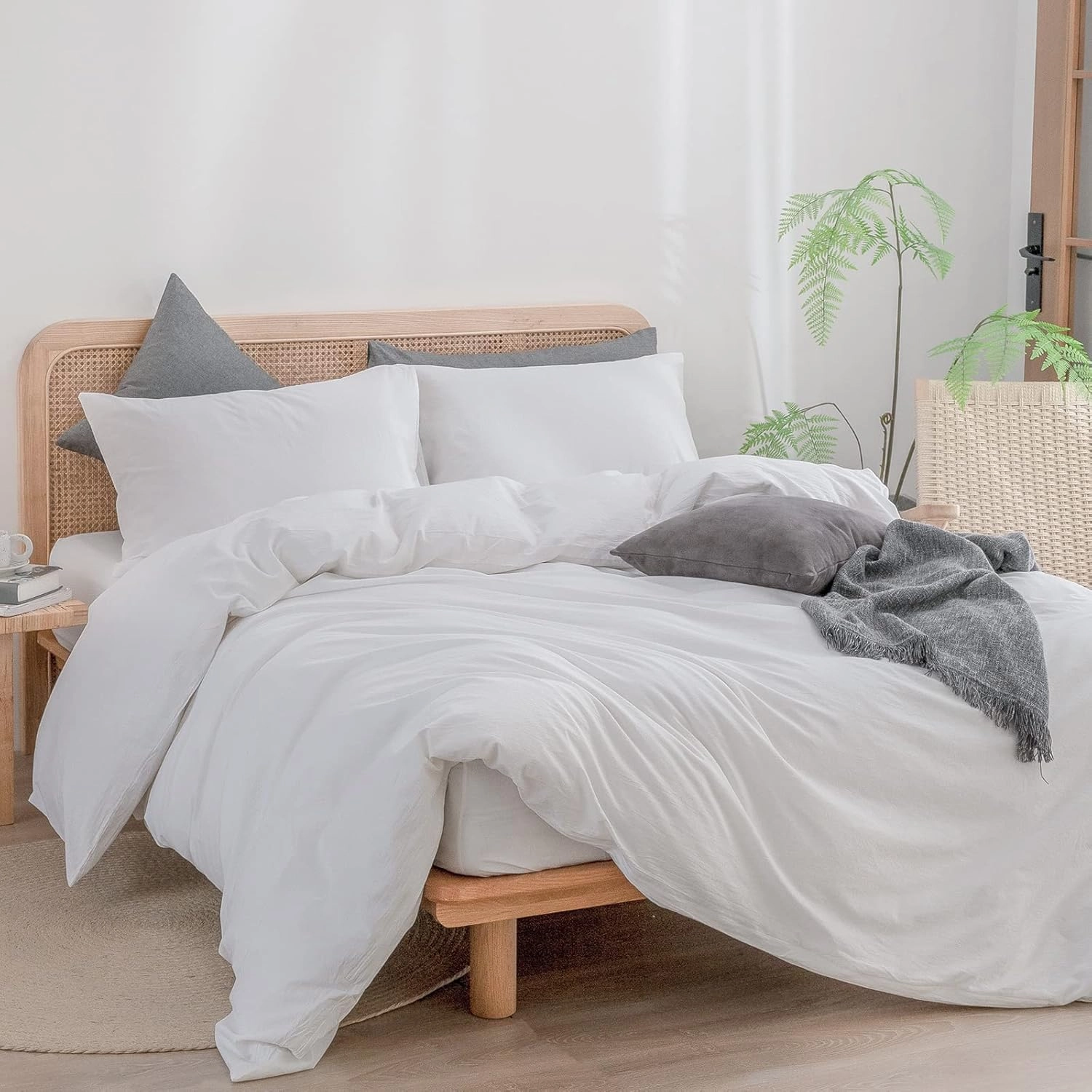 BESTOUCH Duvet Cover Set 100% Washed Cotton Linen Feel Super Soft Comfortable Chic Lightweight 3 PCs Home Bedding Set Solid Bright White Queen