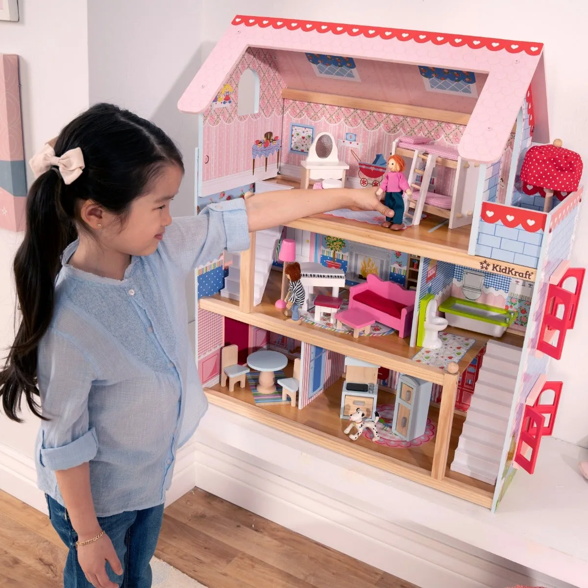Chelsea Doll Cottage