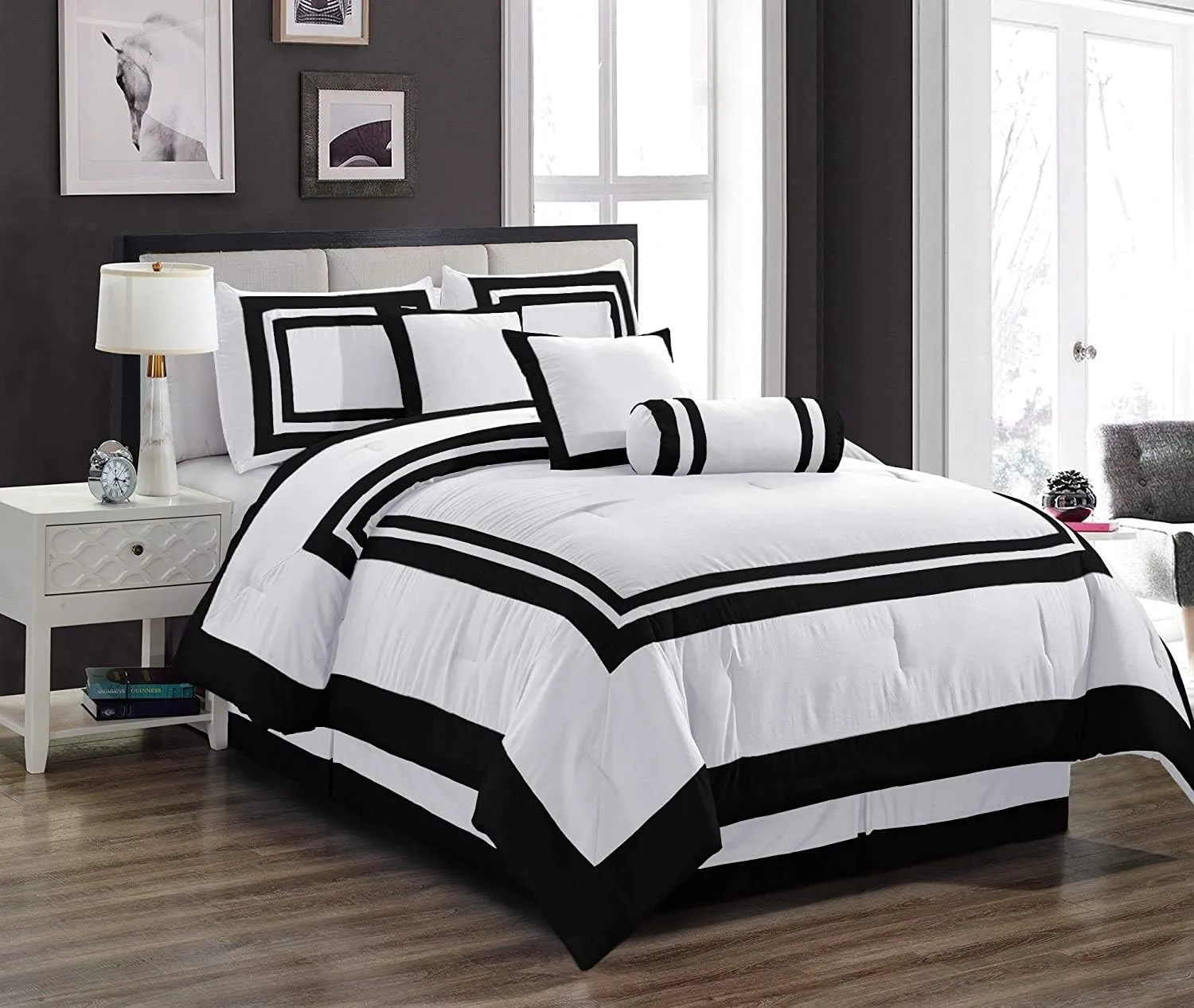 Chezmoi Collection 7-Piece Hotel Bedding White Black Square Block Pattern Comforter Set, Queen