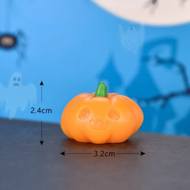 Cute Miniature Halloween Figurines
