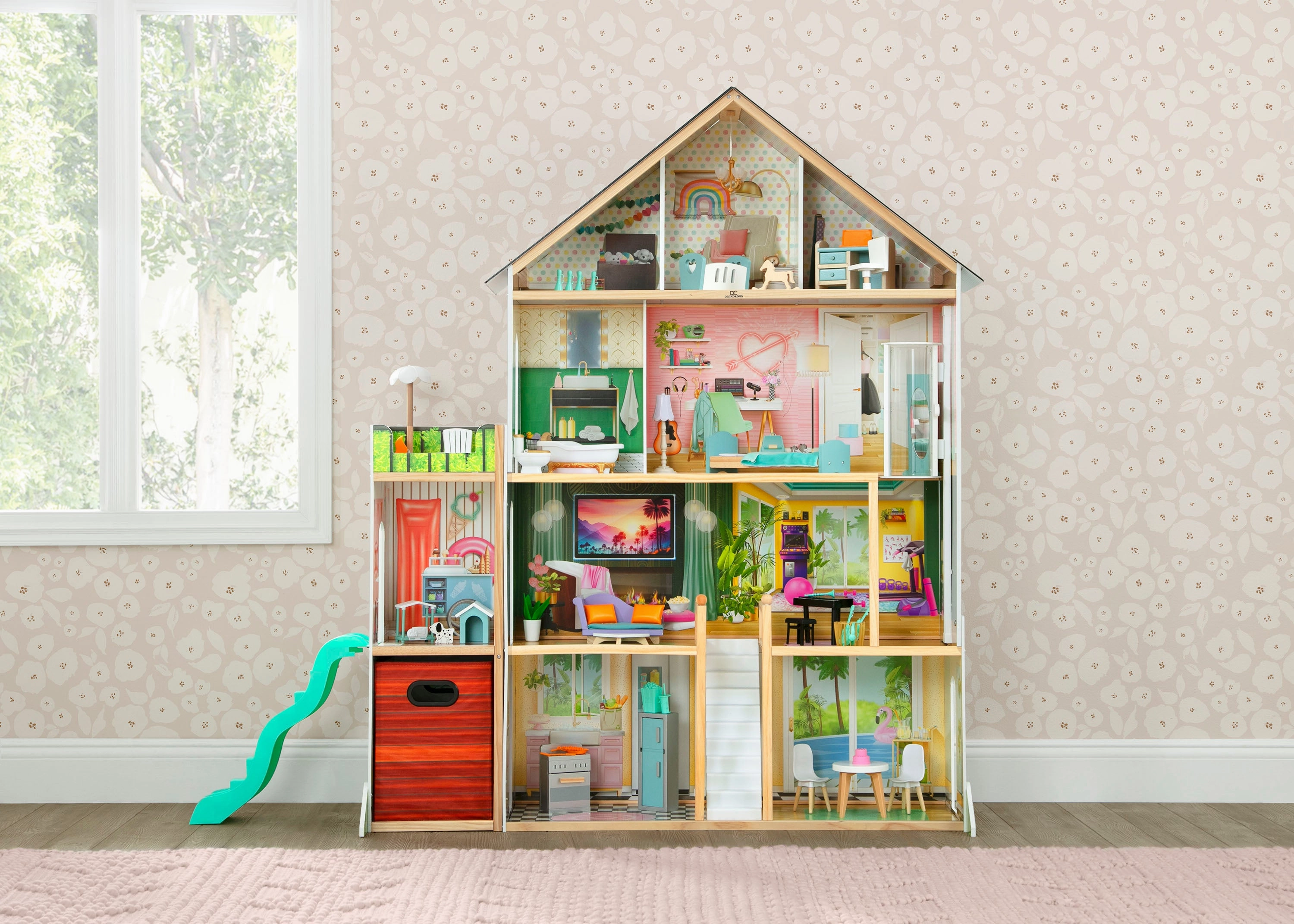 Deluxe Maui Dollhouse
