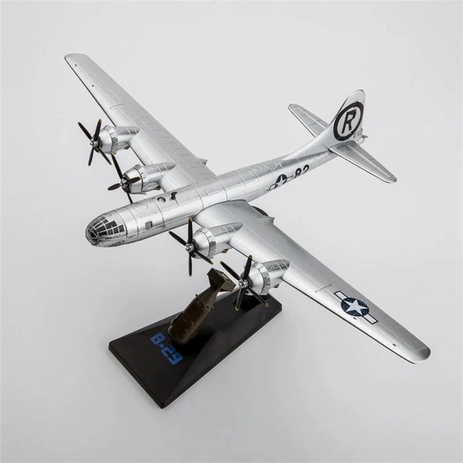 Die-cast 1 144 Simulated B29 Super Fortress Aircraft Model Souvenir Collection Miniatures Set