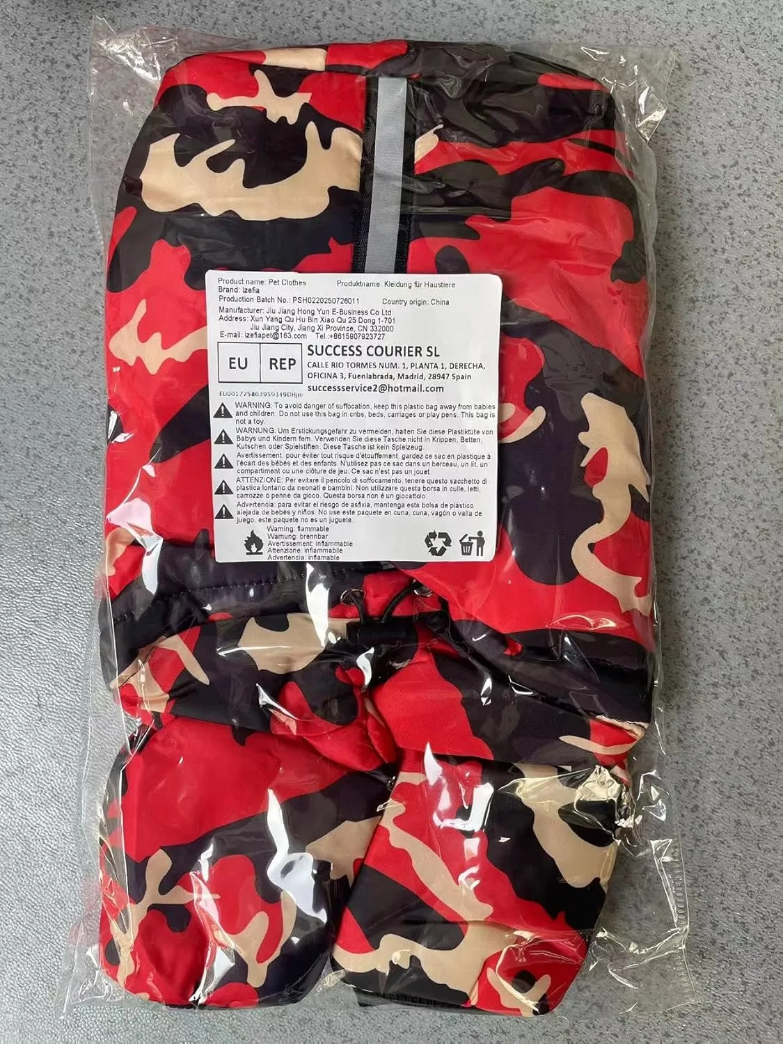 Dog Coat Jumpsuit - Windproof Cold Weather 4 Legs Camouflage Jacket, Warm Winter Thick Clothes, Snow Proof Cotton Pet Apparel for Small Medium Dogs and Cats - Red M