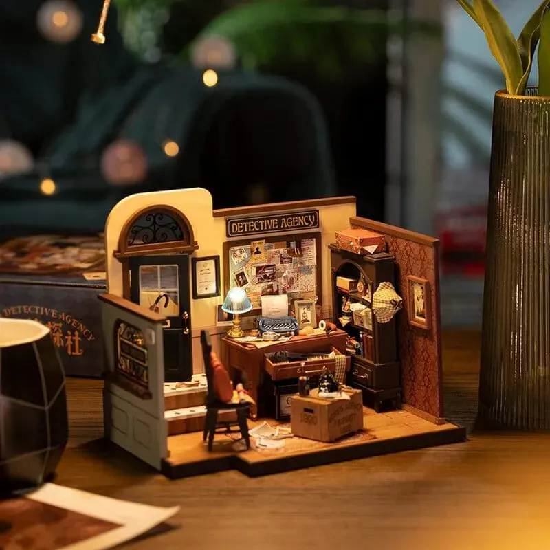 Dollhouse Room Kit|Mose's Detective Agency