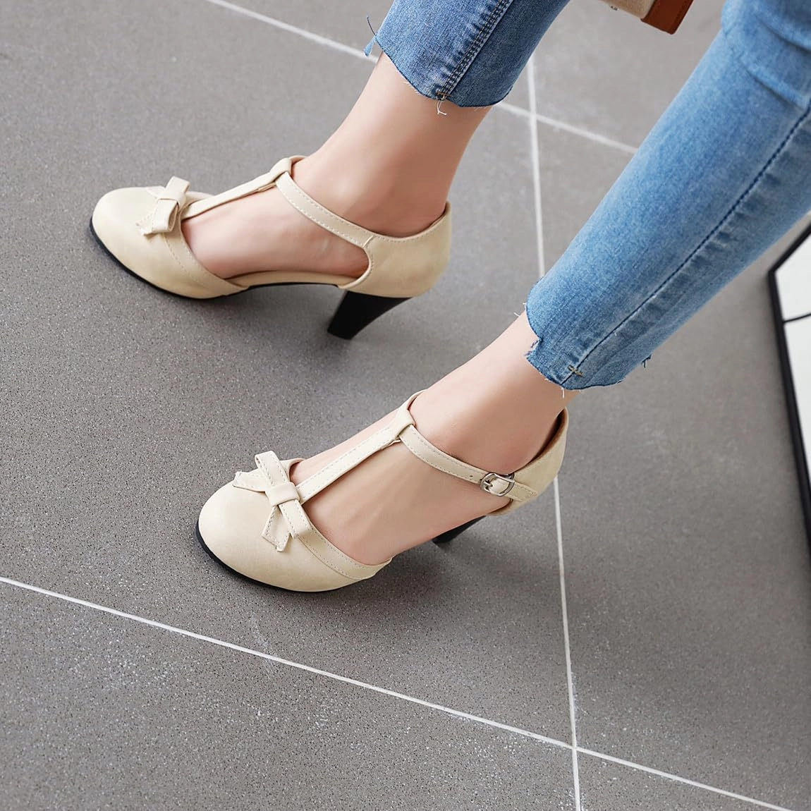 Elbslutt Women's Cute Retro Rockabilly Shoes T Strap Mary Janes Heels Chunky Cosplay Shoes Sweet Block Heeled Bow Pumps