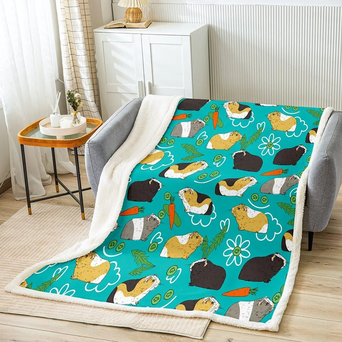 Erosebridal Kids Guinea Pig Sherpa Blankets Cavia Porcellus Blanket Throw for Boys Girls Popular Household Pet Animal Fleece Blankets Dairy Carrot Cartoon Fuzzy Blanket Queen 90"X90" Green Blue Red