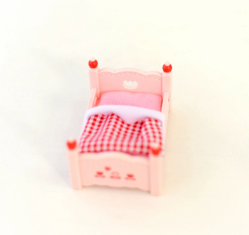 Fluffy Dream Collection Bed Set Red Familymart 2021 Sylvanian Families Calico Critters