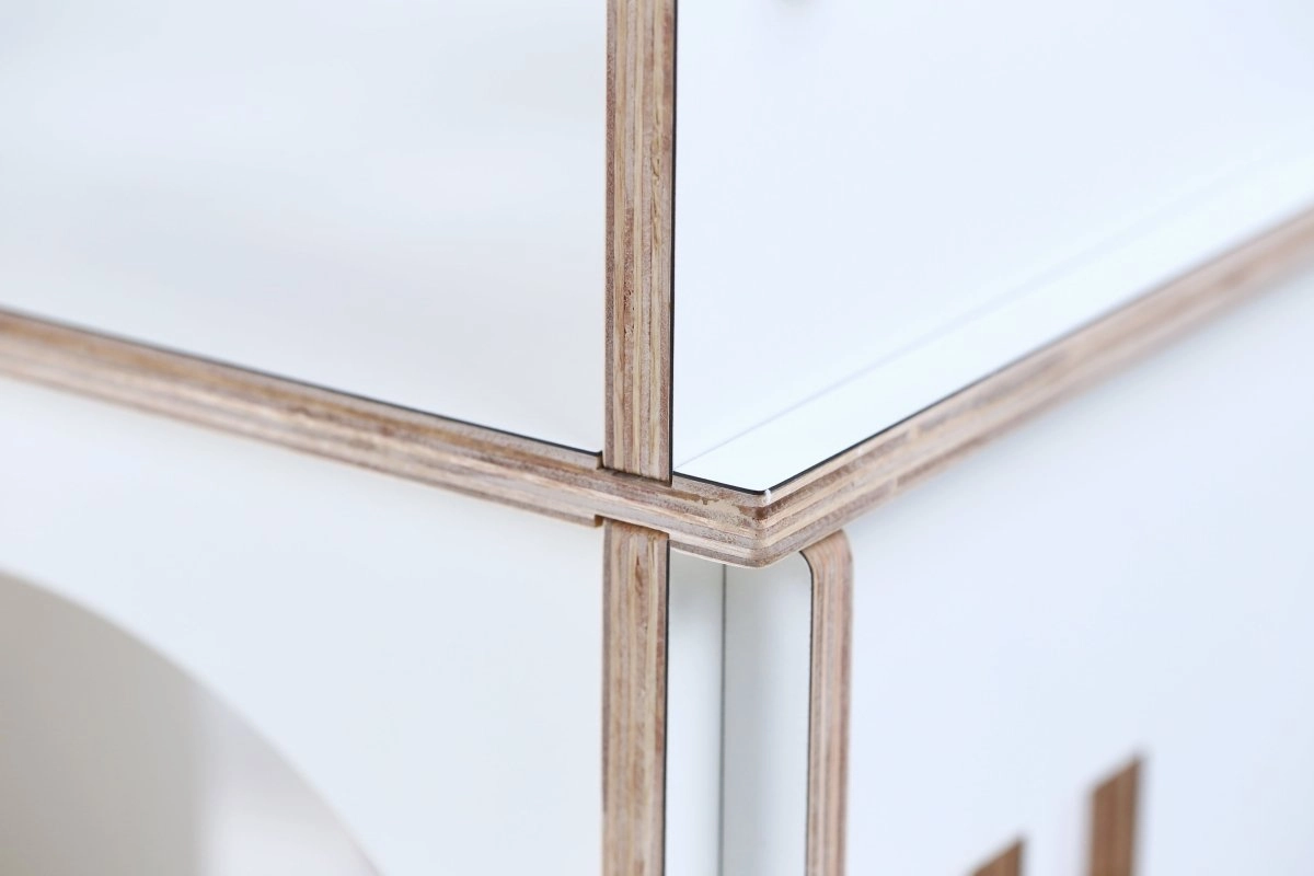 Gia Chair