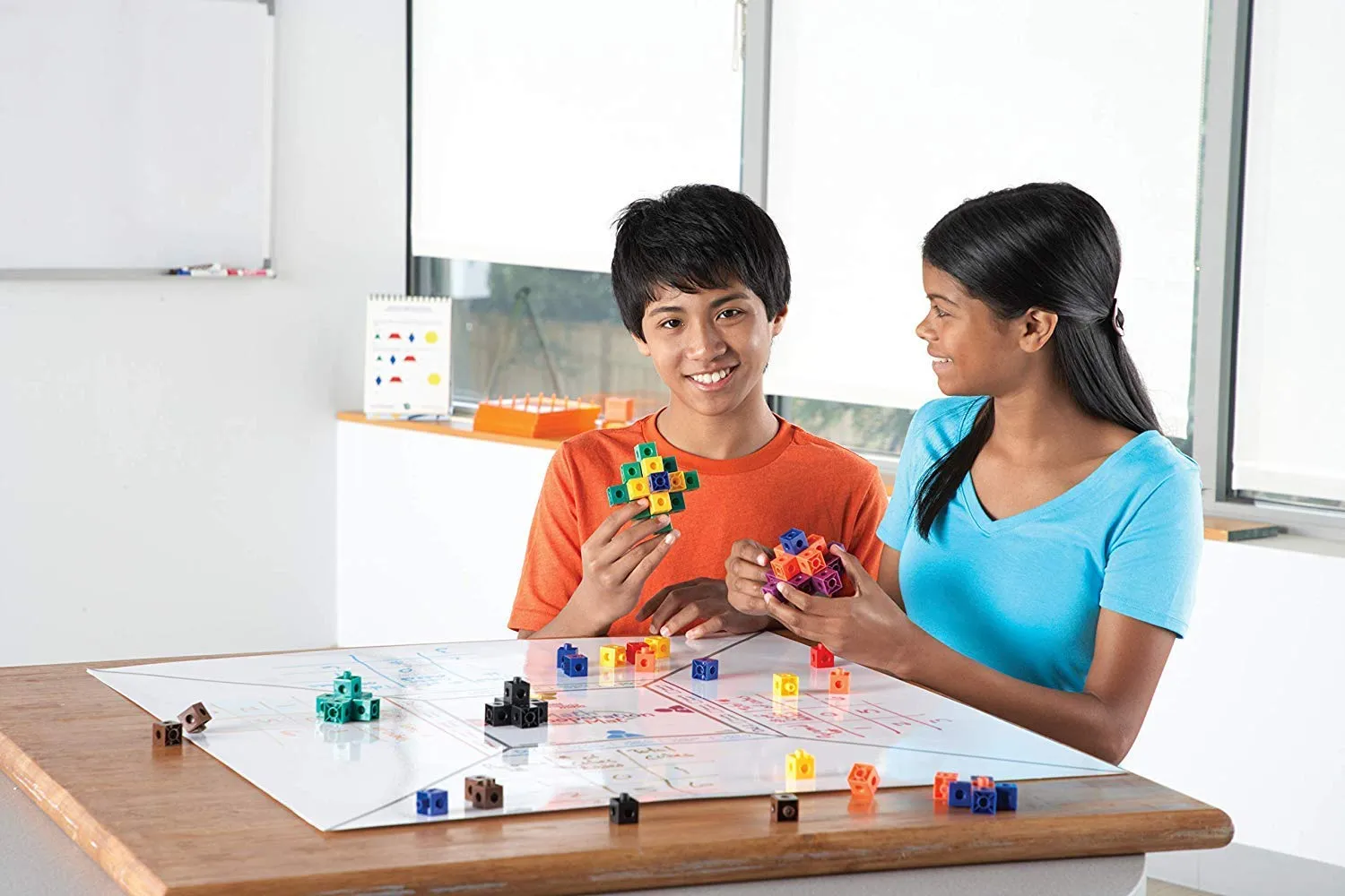 hand2mind Interlocking Snap Cubes, Plastic Cubes for Early Math, Connecting Cubes for Kids Learning, Math Manipulatives, Counting Cubes for Kids Math, Preschool Classroom Supplies (Set of 500)