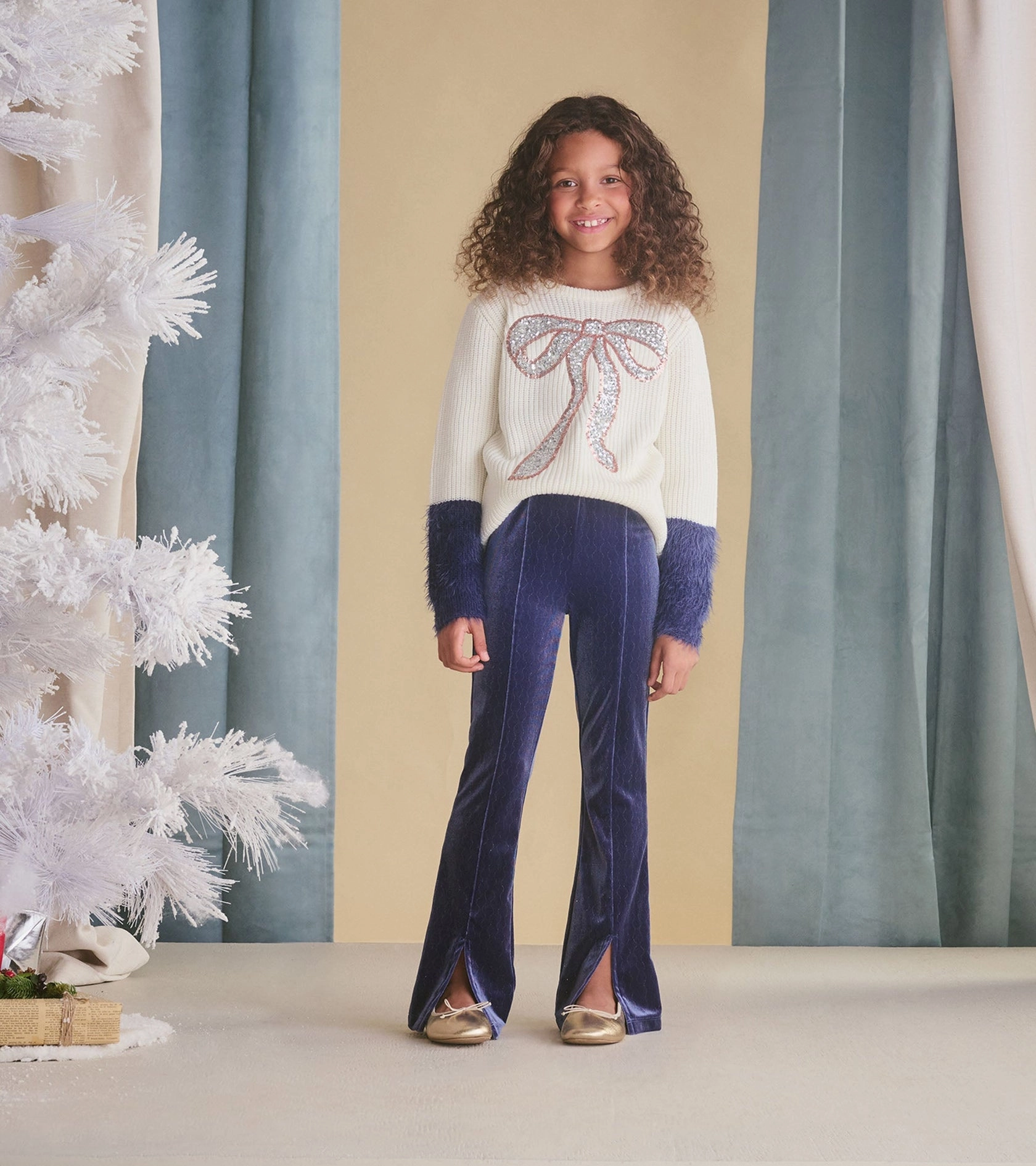 Hatley Sequing Bow Fluffy Sleeves Sweater