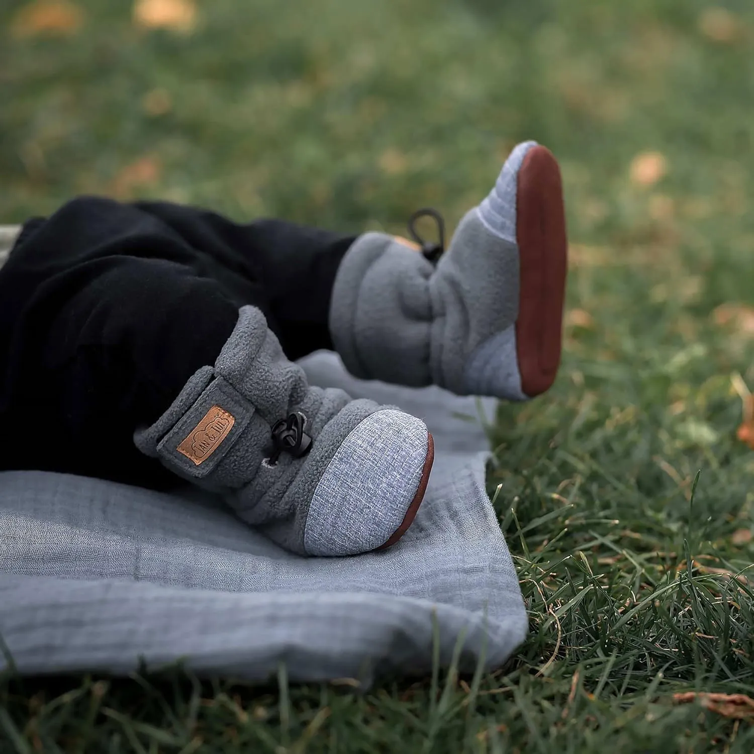 JAN & JUL Fleece Cozy Booties for Babies and Toddlers