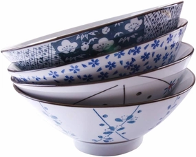 Japanese Ramen Bowl Set of 4 Large Soup Bowls, 7.5 Inch, White and Blue