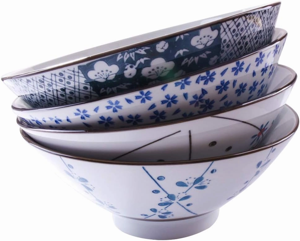Japanese Ramen Bowl Set of 4 Large Soup Bowls, 7.5 Inch, White and Blue