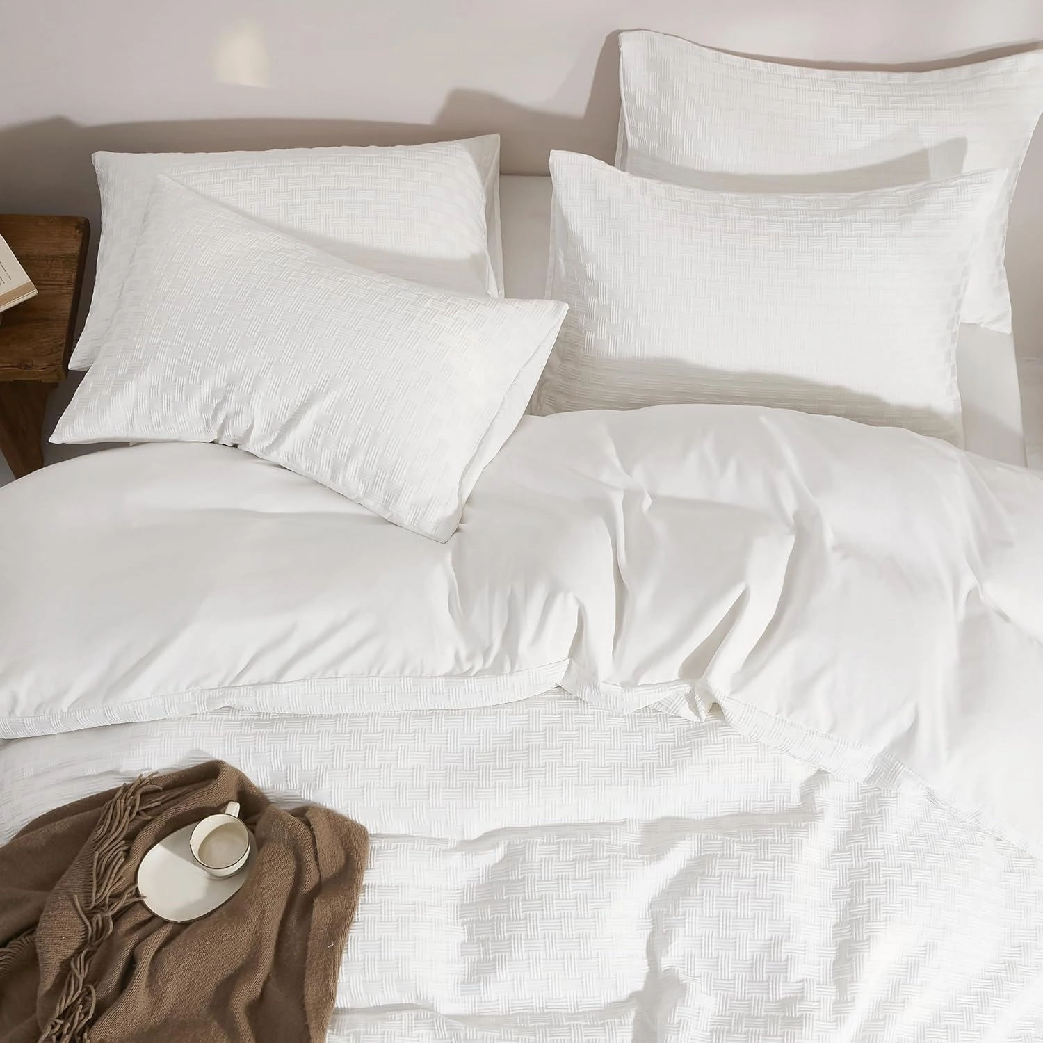 JELLYMONI Duvet Cover Twin Size Waffle Weave Duvet Cover Set Bright White 3PCS Soft Microfiber Tufted Textured Breathable Knitted Jacquard Striped Comforter Cover with Corner Ties & Zipper Closure