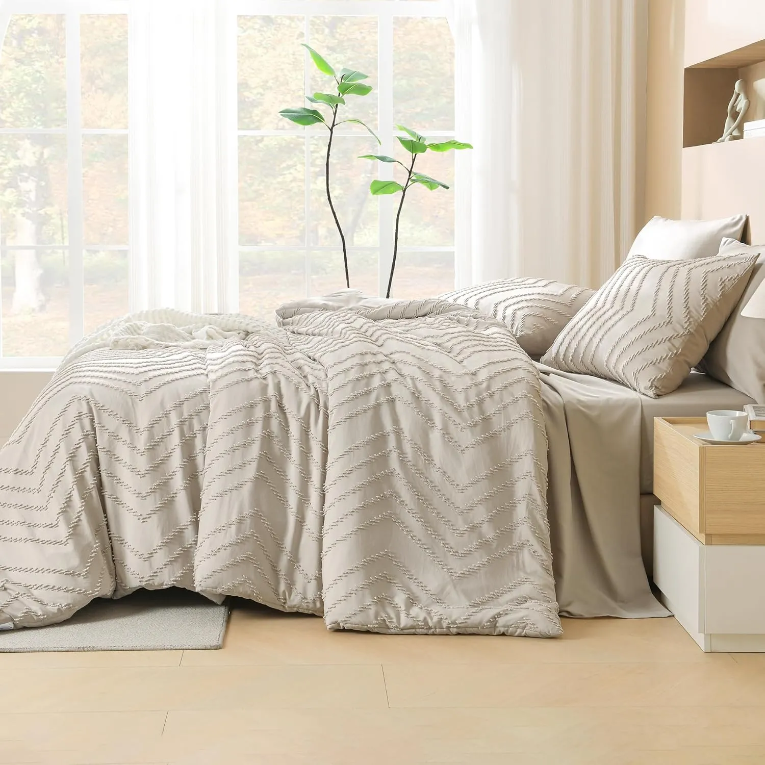 Litanika Comforter King Size Set with Sheets Beige - 7 Pieces Bed in a Bag King Chevron Tufted Complete Beddding Sets with Comforter, Sheets, Pillowcases & Shams
