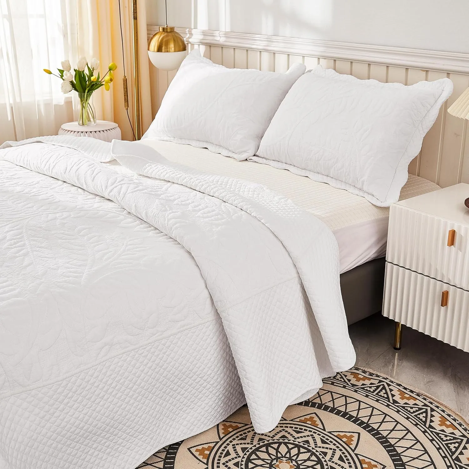 MarCielo 3-Piece 100% Cotton Oversized Bedspread Lightweight Quilt Coverlet Embroidery Farmhouse Bedding Set T0 (Bright White, Queen (100"x106"))