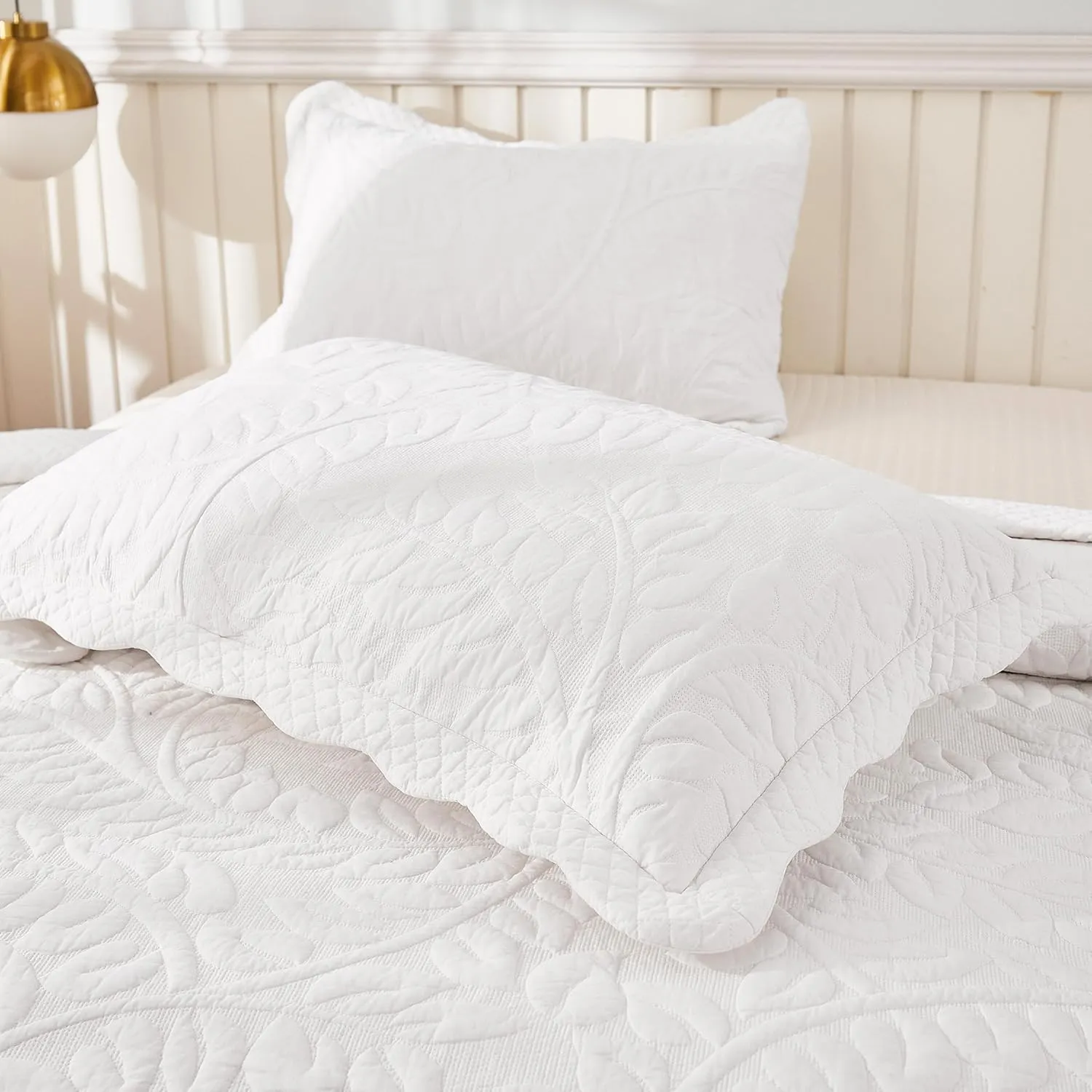 MarCielo 3-Piece 100% Cotton Oversized Bedspread Lightweight Quilt Coverlet Embroidery Farmhouse Bedding Set T0 (Bright White, Queen (100"x106"))