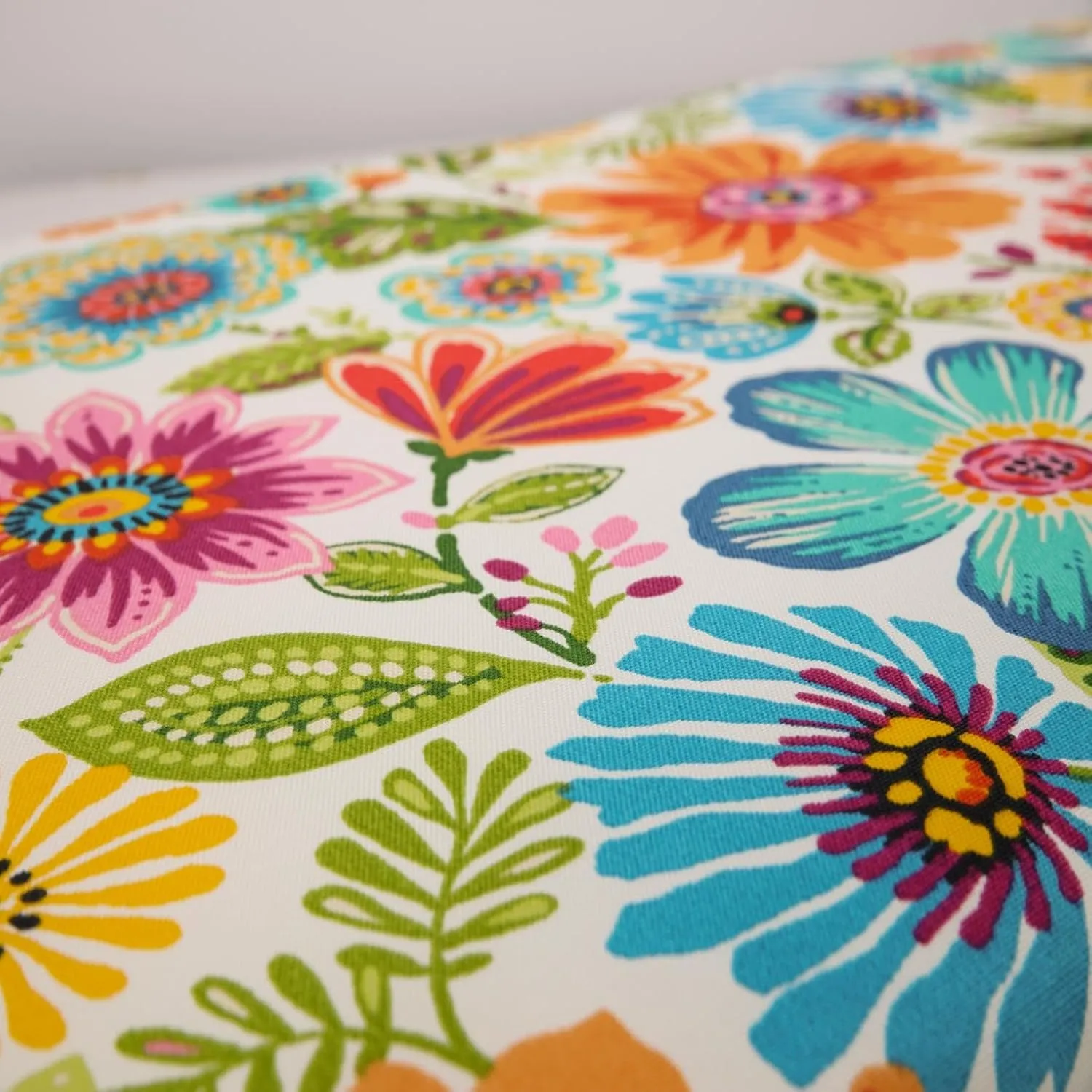 Pillow Perfect Bright Floral Indoor/Outdoor Chairpad with Ties Reversible, Tufted, Weather, and Fade Resistant, 15.5" x 16", Blue/Purple Gregoire 2 Count