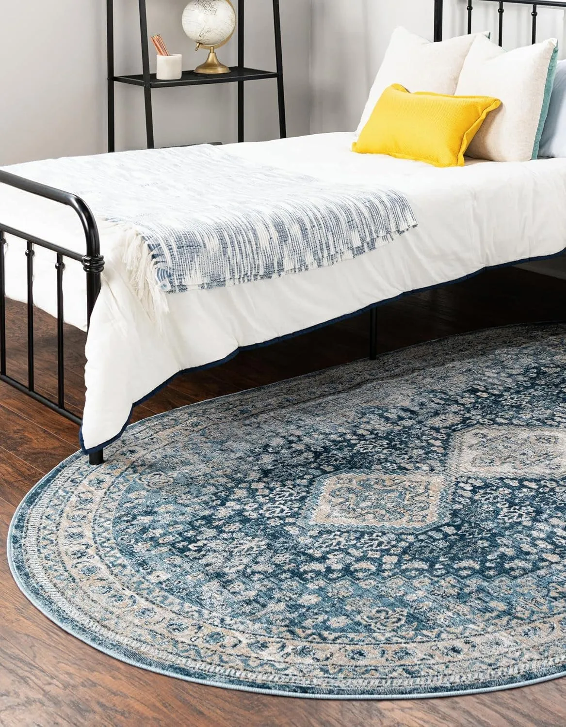 Rugs.com Newport Collection Rug – 4' x 6' Oval Navy Blue Medium Rug Perfect for Living Rooms, Large Dining Rooms, Open Floorplans
