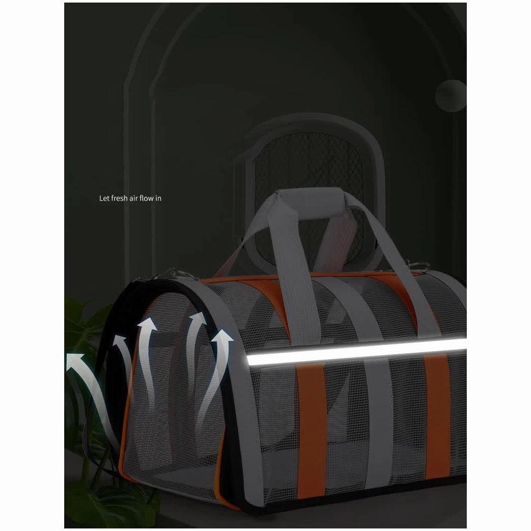 Size M Black Foldable Pet Carrier Bag - Lightweight, Breathable, and Spacious for All Seasons