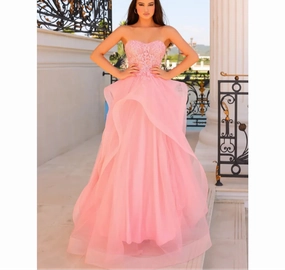 Sweetheart Pink Embroidered Fluffy Tulle Prom Dress
