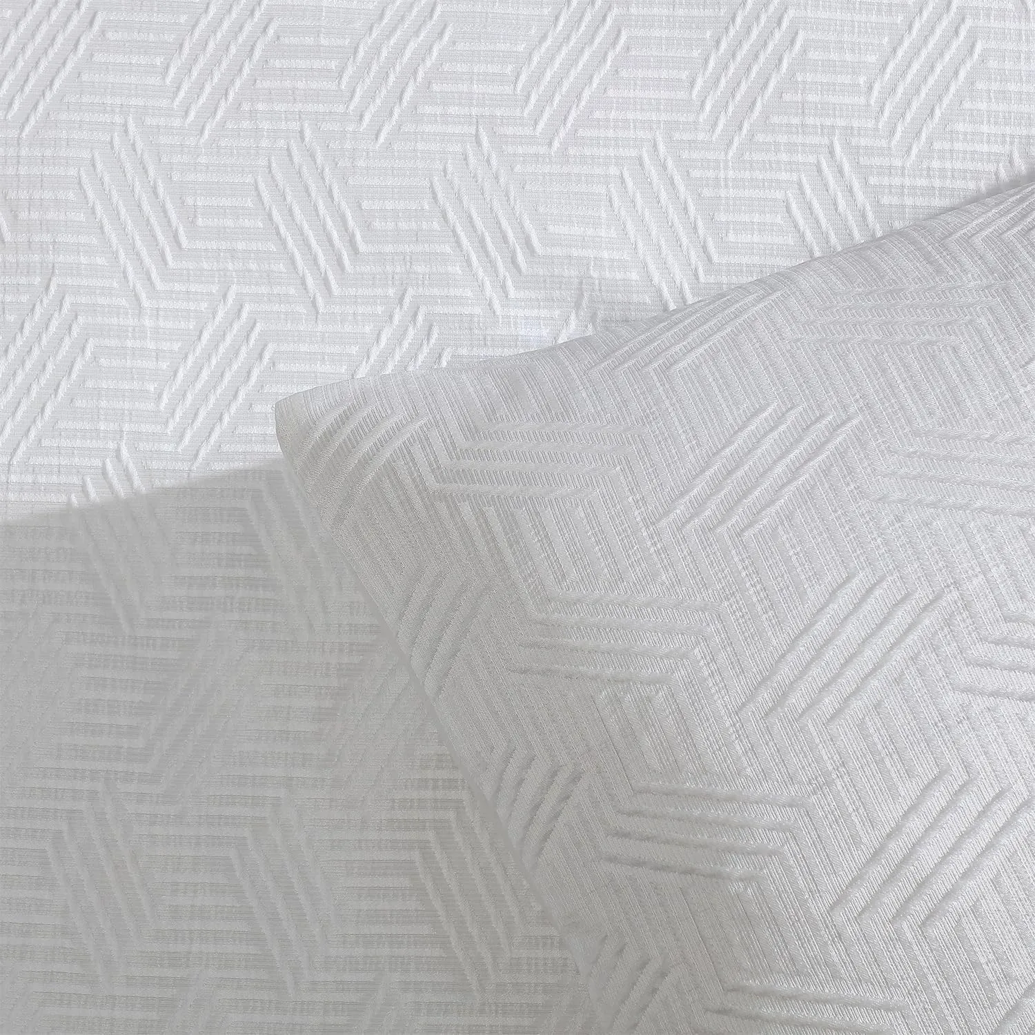 Tahari Home - King Size Comforter, 5-Piece Jacquard Bedding Set with Matching Shams & Decorative Pillows (Blanca Collection, White)