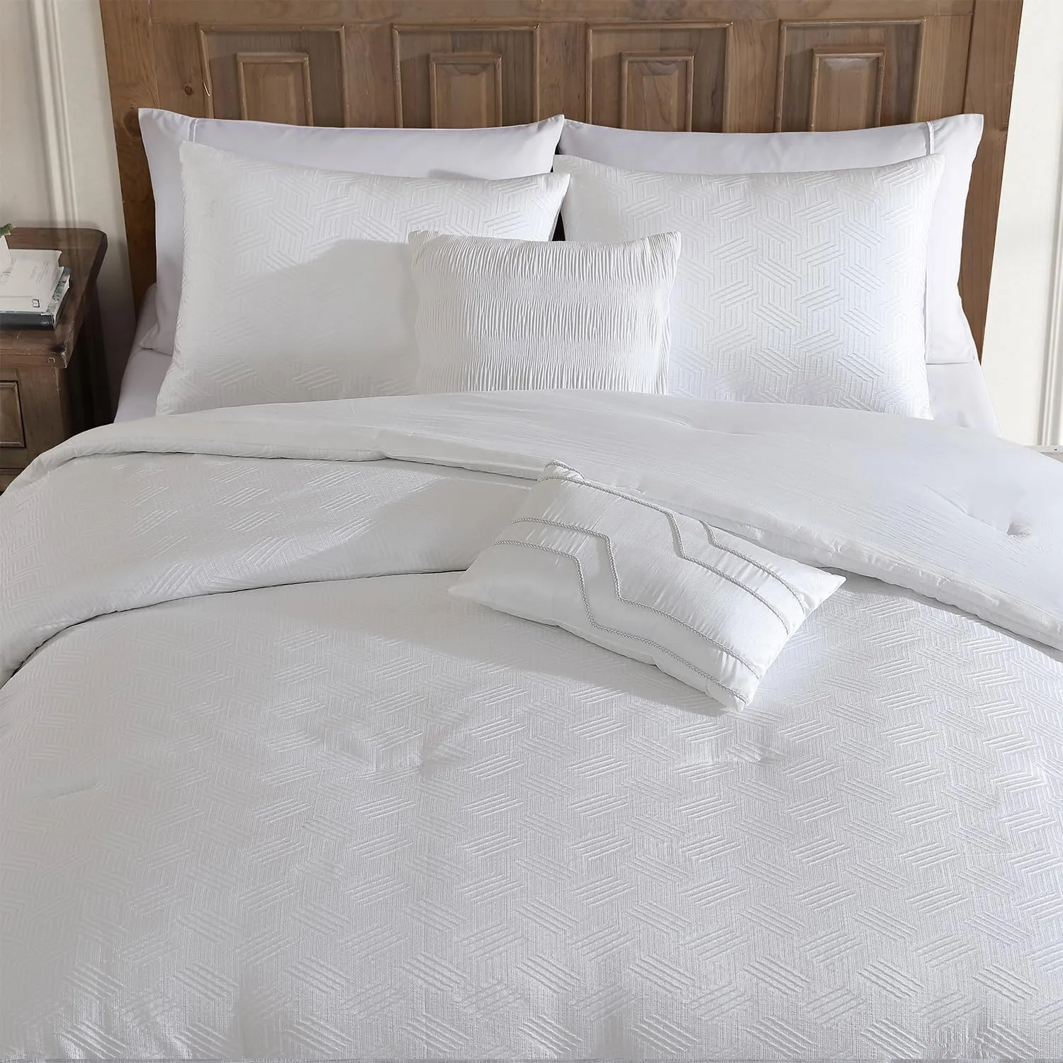 Tahari Home - King Size Comforter, 5-Piece Jacquard Bedding Set with Matching Shams & Decorative Pillows (Blanca Collection, White)
