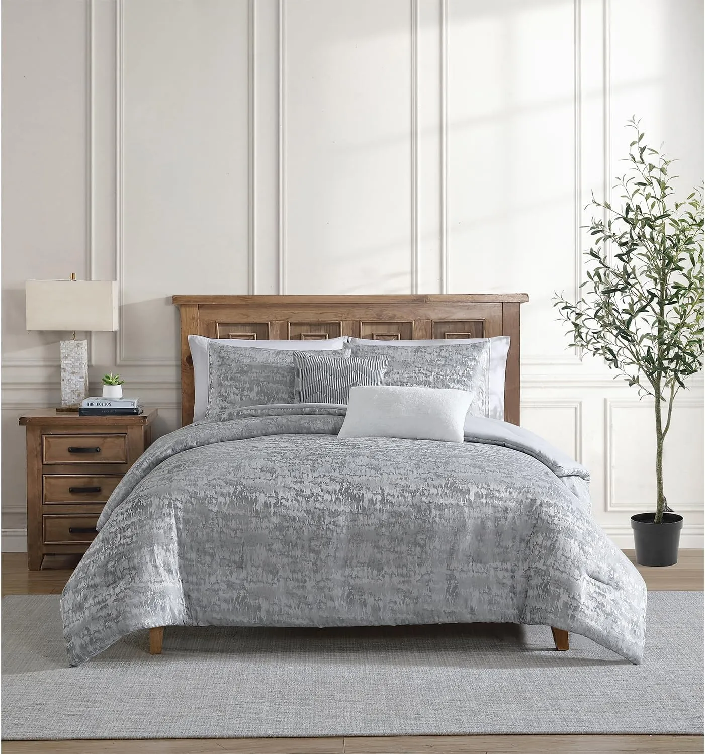 Tahari Home - King Size Comforter, 5-Piece Jacquard Bedding Set with Matching Shams & Decorative Pillows (Lauren Collection, Grey)