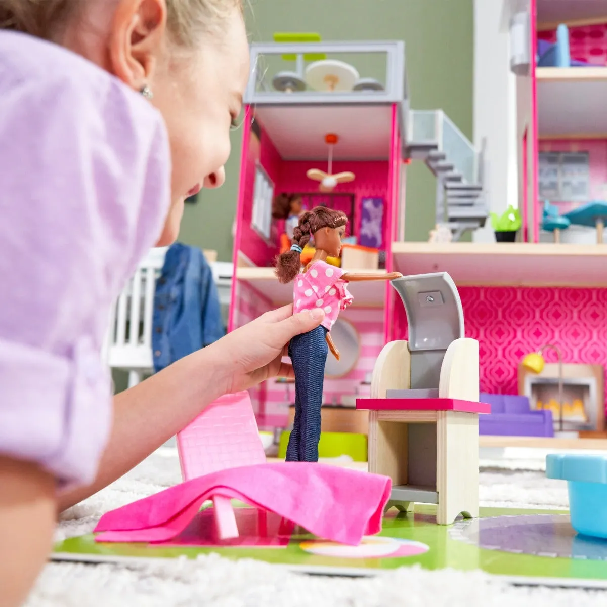 Uptown Dollhouse