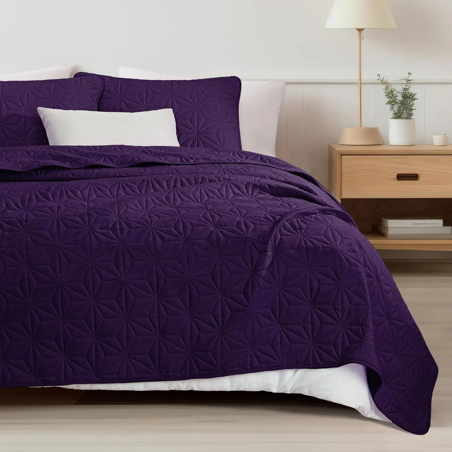 Whale Flotilla King Quilt Bedding Set, Soft Purple Bedspreads Quilts King Size for All Seasons, 3 Pieces Lightweight Geometric Star Pattern Coverlet