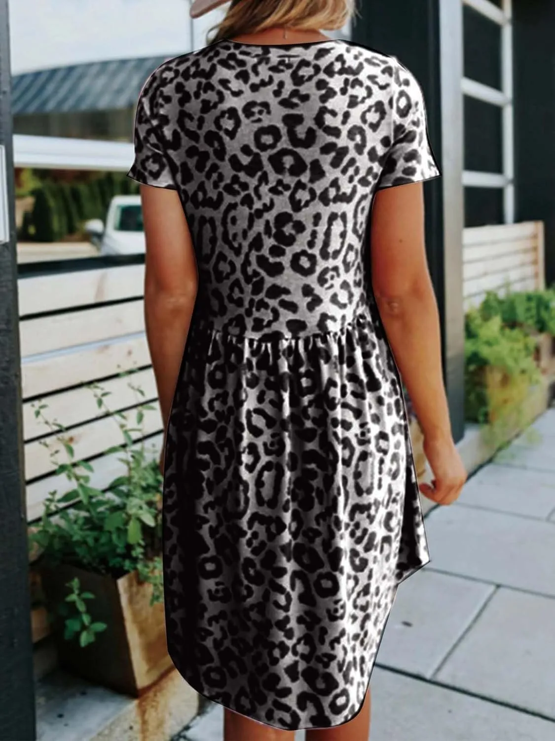 Women's Leopard Print Dress Short Sleeve Crew Neck Tunic Flowy Casual Summer Mini Dresses