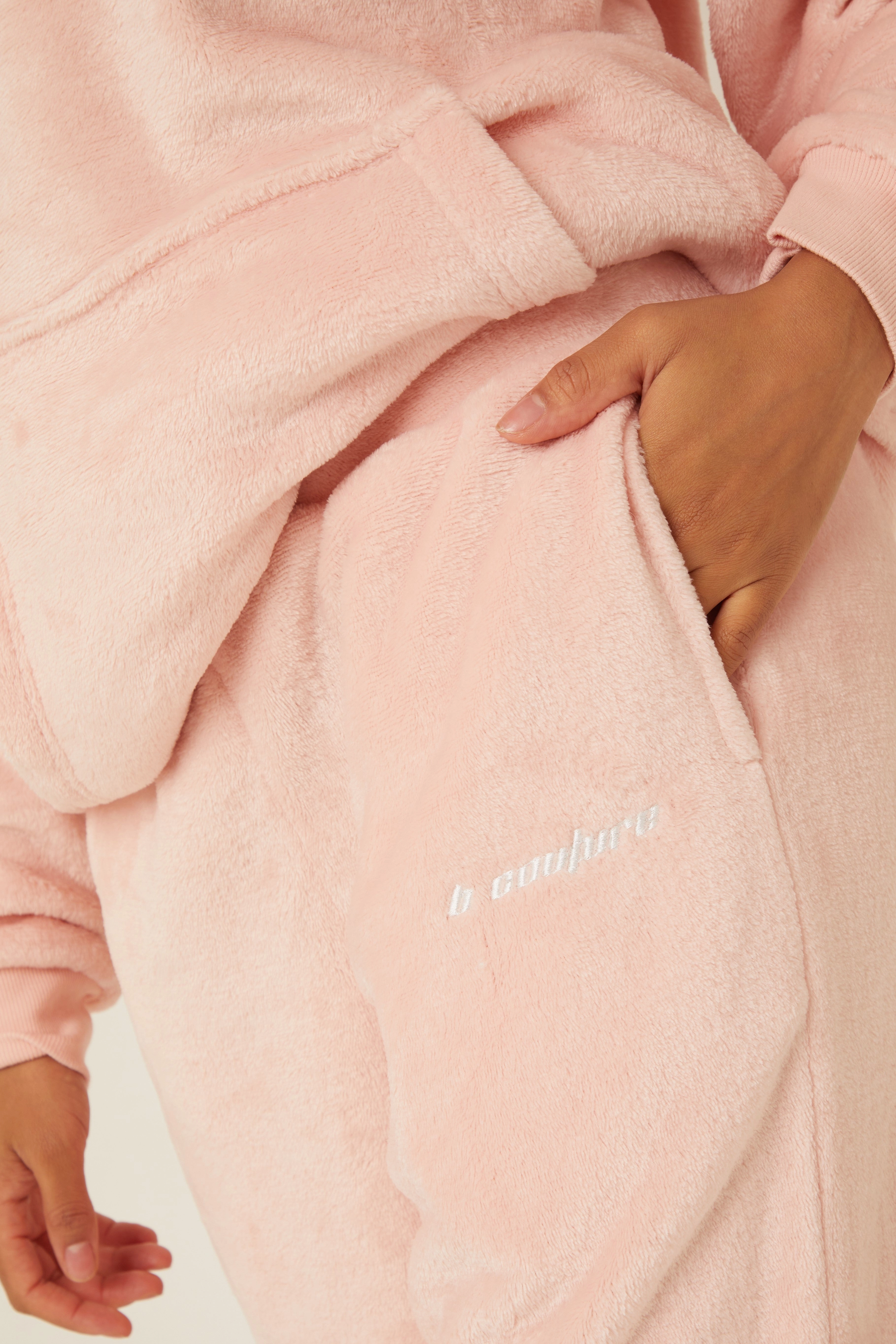 Womens Fluffy Robe & Fluffy PJ Set Bundle - Pink
