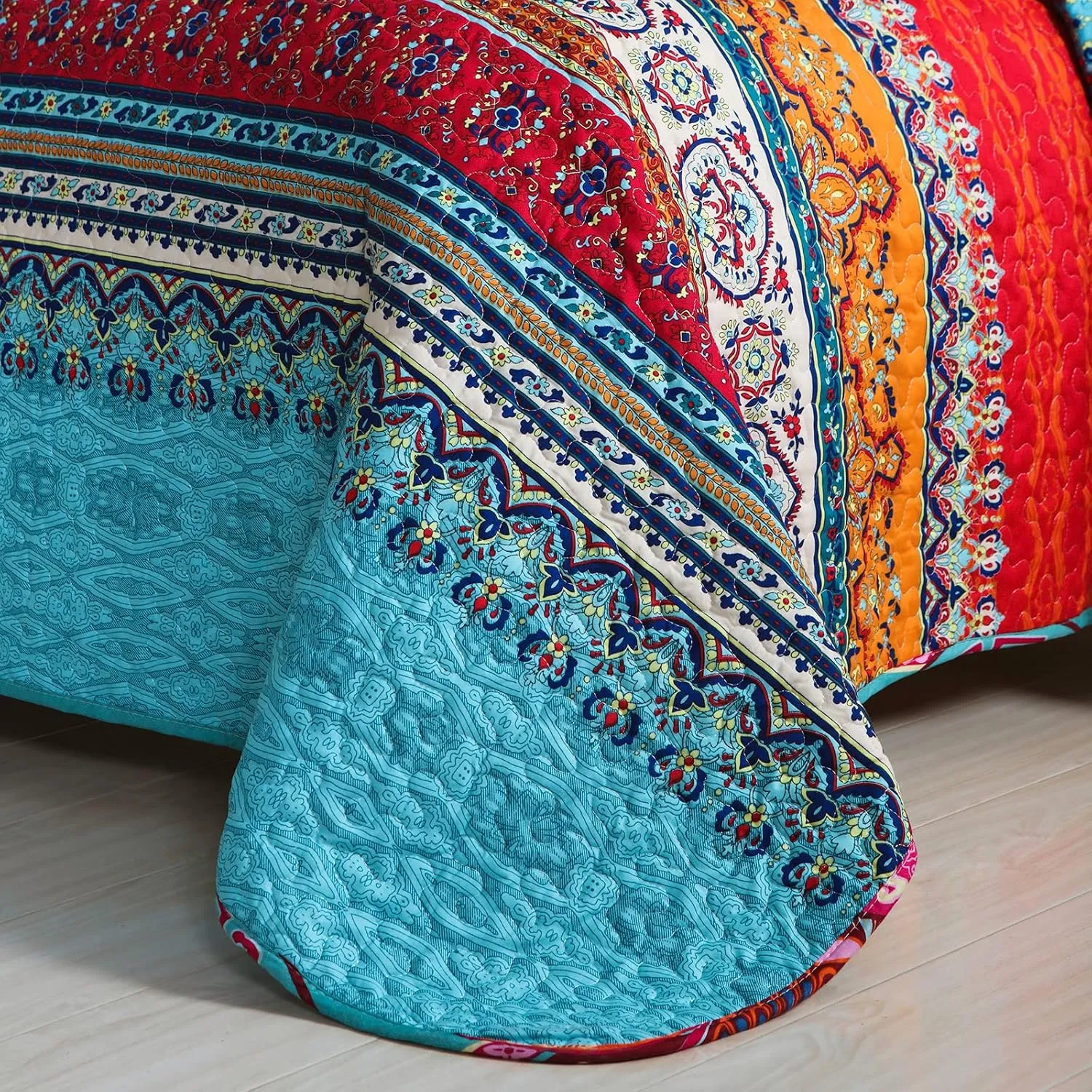 WONGS BEDDING Bohemian Quilt Set King Size, Boho Striped Printed Quilts Bedspread Set for All Seasons, Lightweight Microfiber Coverlet Bedding Set with 2 Pillowcases 104"x90" (3 Pieces, Colorful)