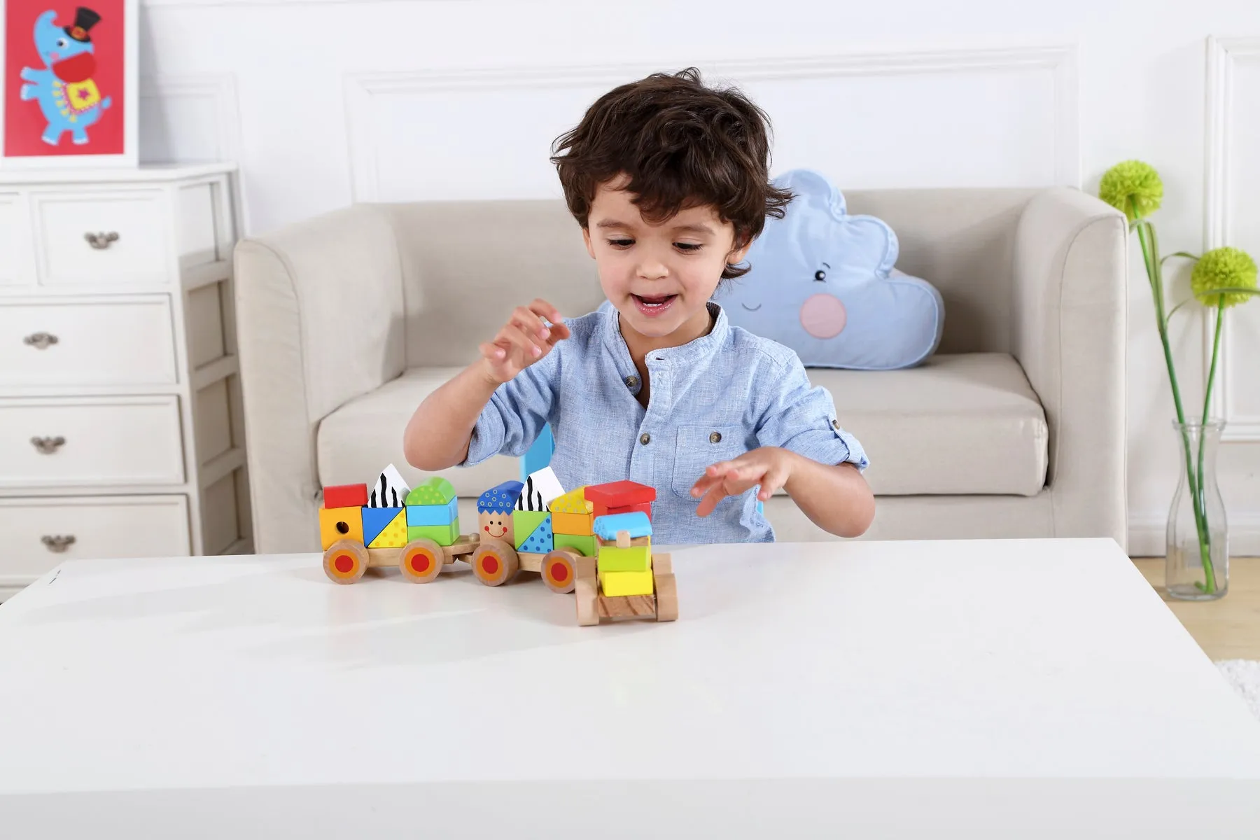 WOODEN STACKING TRAIN