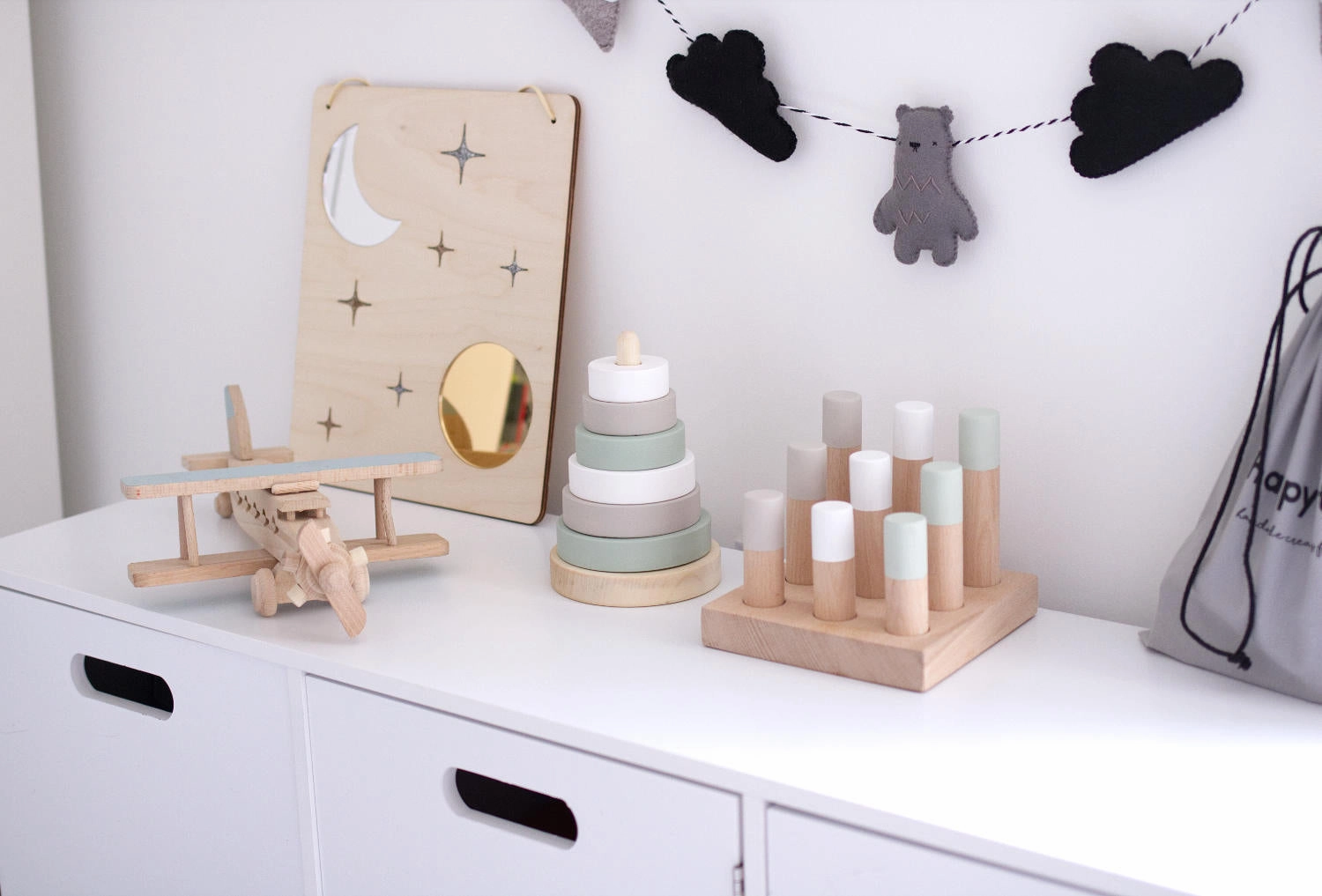 Wooden stacking pyramid - Custom colour choice